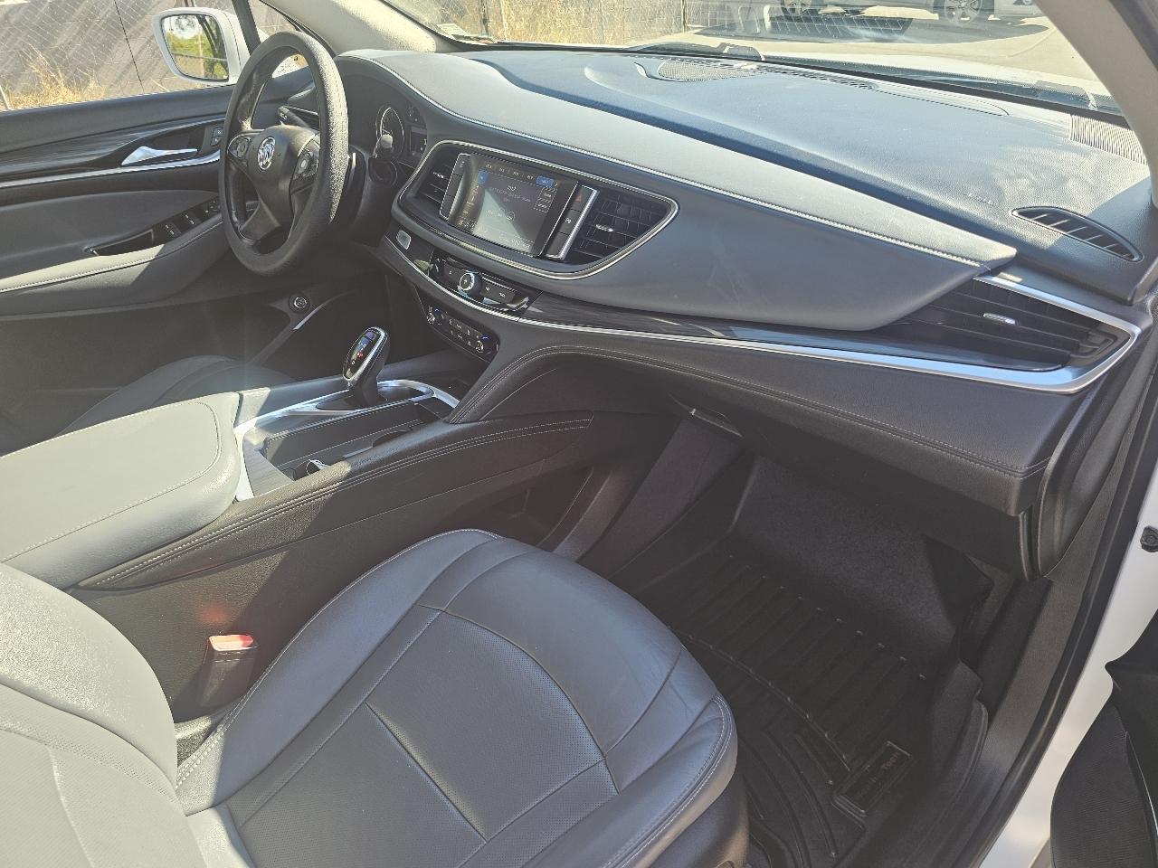 Buick Enclave Essence FWD 2020