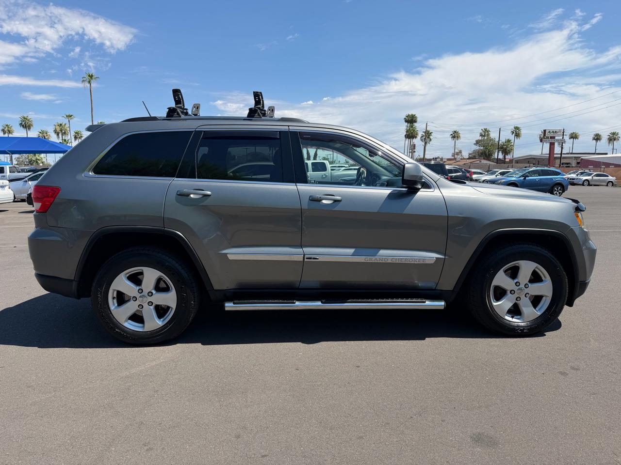 Jeep Grand Cherokee Laredo 4WD 2012