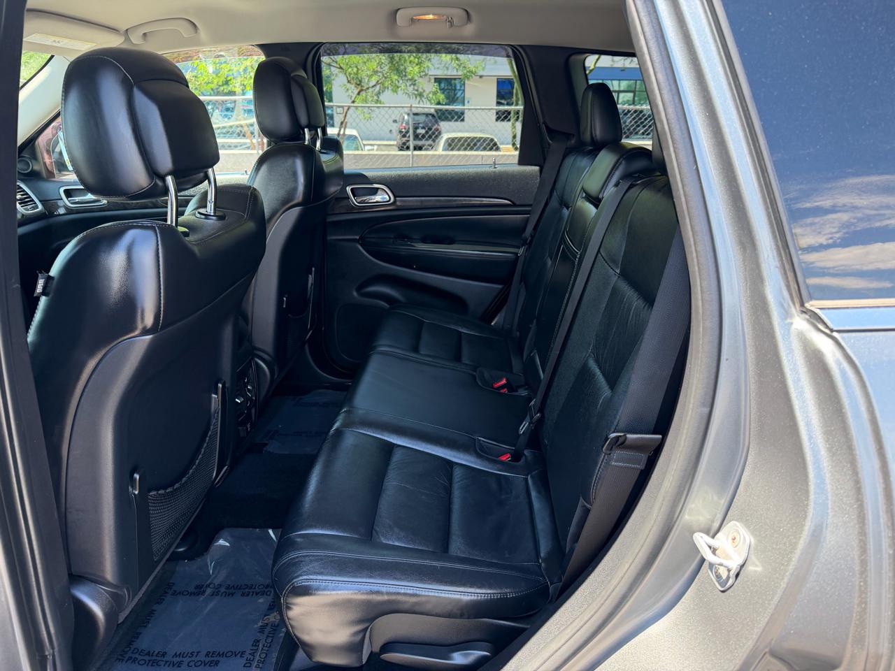 Jeep Grand Cherokee Laredo 4WD 2012