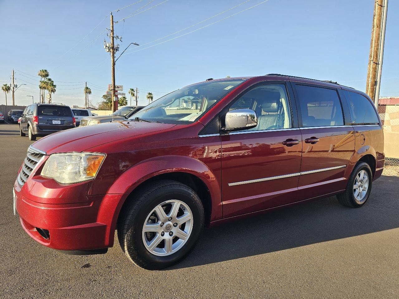 Chrysler Town & Country Touring Plus 2010