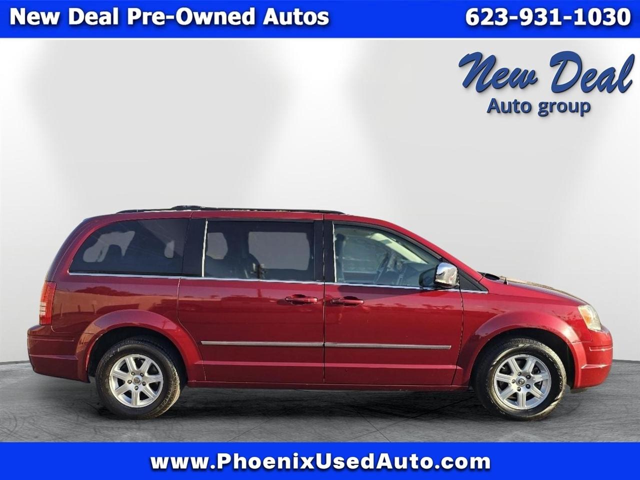 Chrysler Town & Country Touring Plus 2010