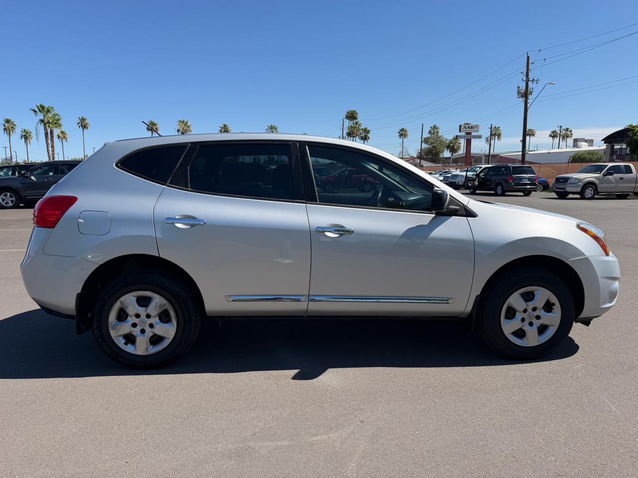 Nissan Rogue Select S 2WD 2014