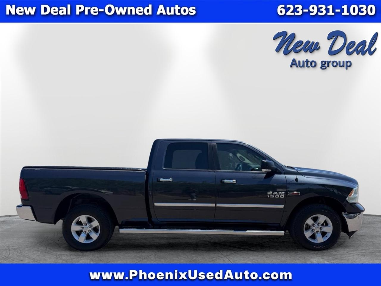 RAM 1500 4WD Crew Cab 149" Lone Star 2015