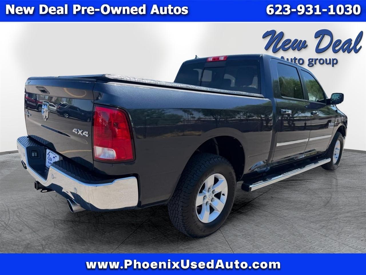 RAM 1500 4WD Crew Cab 149" Lone Star 2015