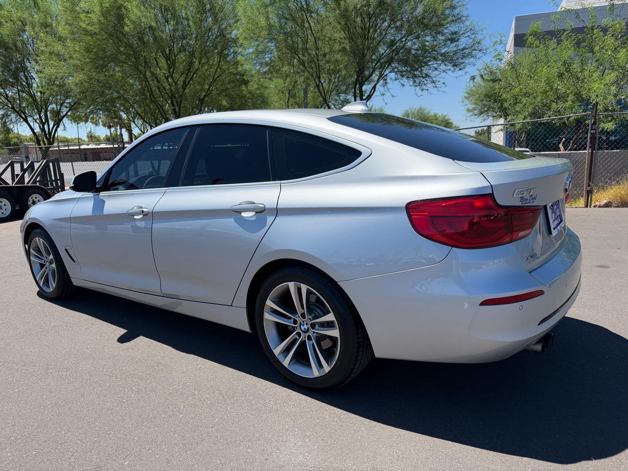 BMW 3-Series Gran Turismo 330i xDrive 2017