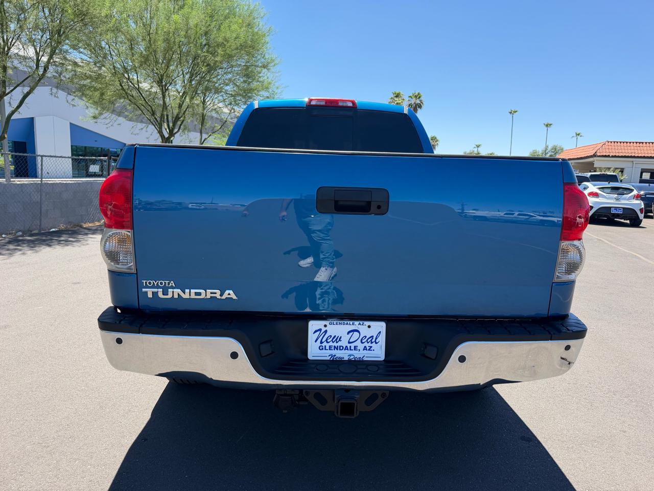Toyota Tundra 2WD CrewMax 145.7" 5.7L SR5 (Natl) 2008