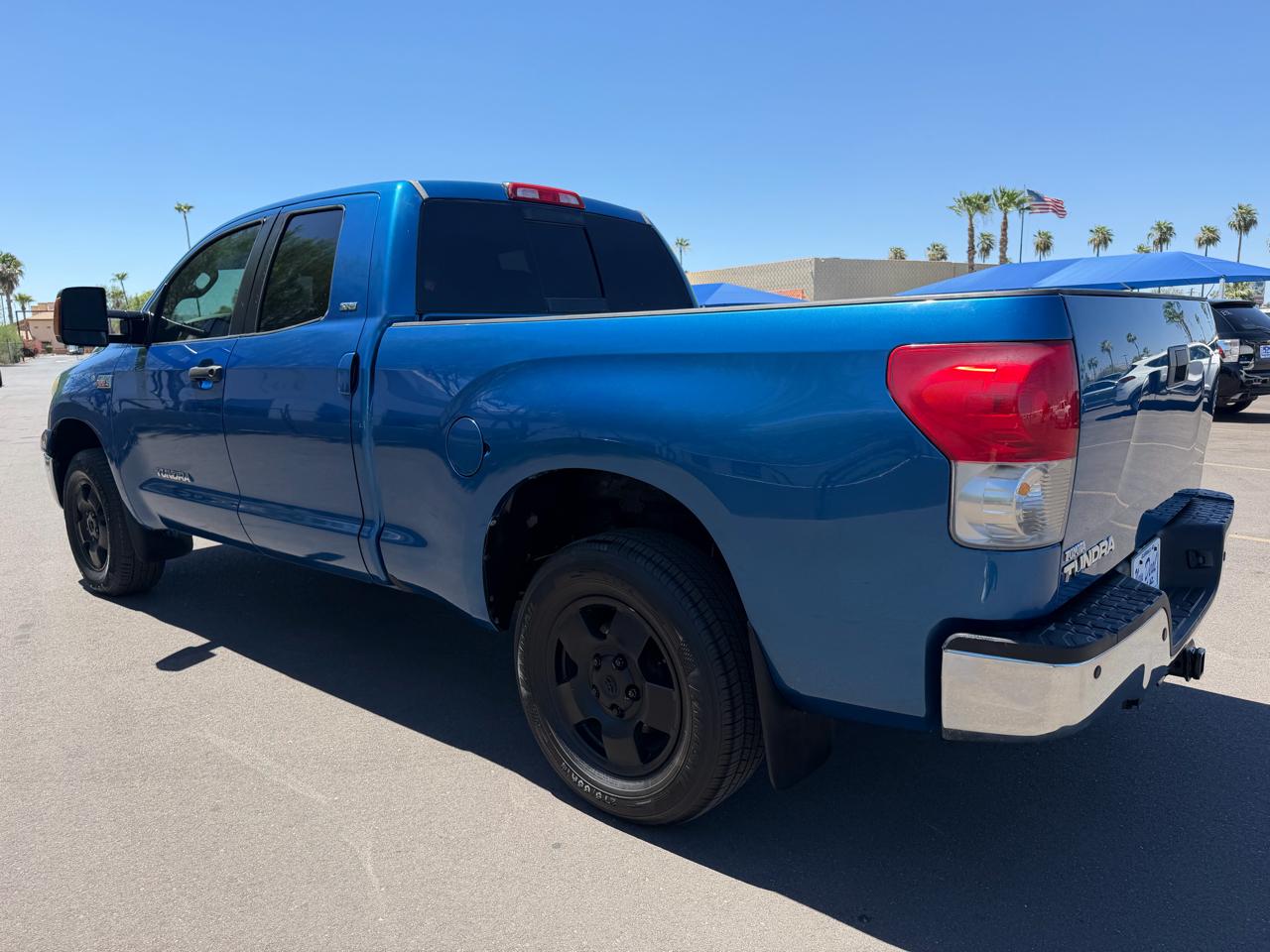 Toyota Tundra 2WD CrewMax 145.7" 5.7L SR5 (Natl) 2008