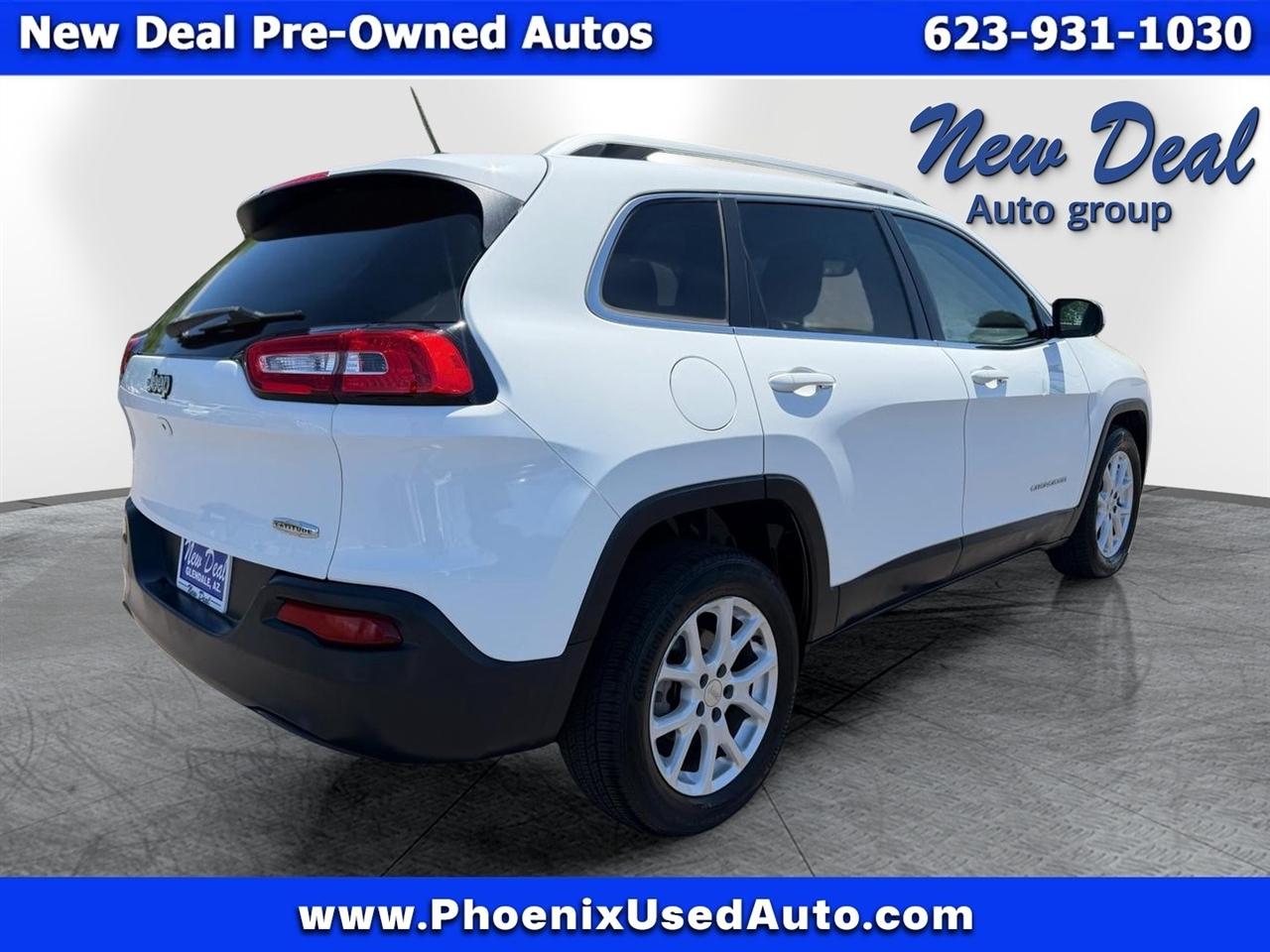 Jeep Cherokee Latitude FWD 2016