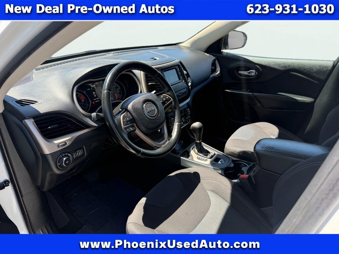 Jeep Cherokee Latitude FWD 2016