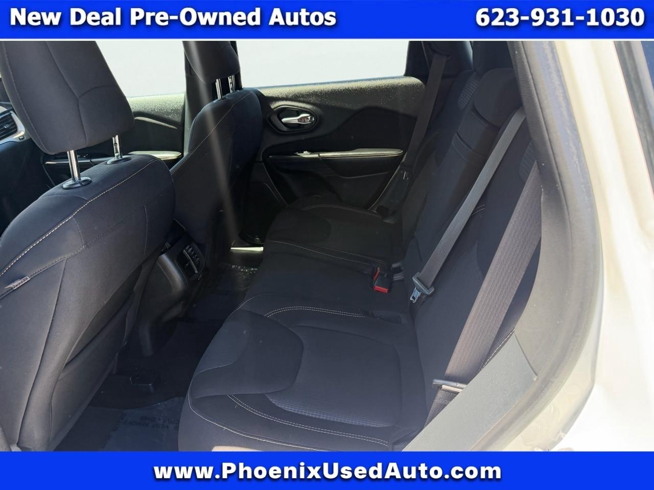 Jeep Cherokee Latitude FWD 2016