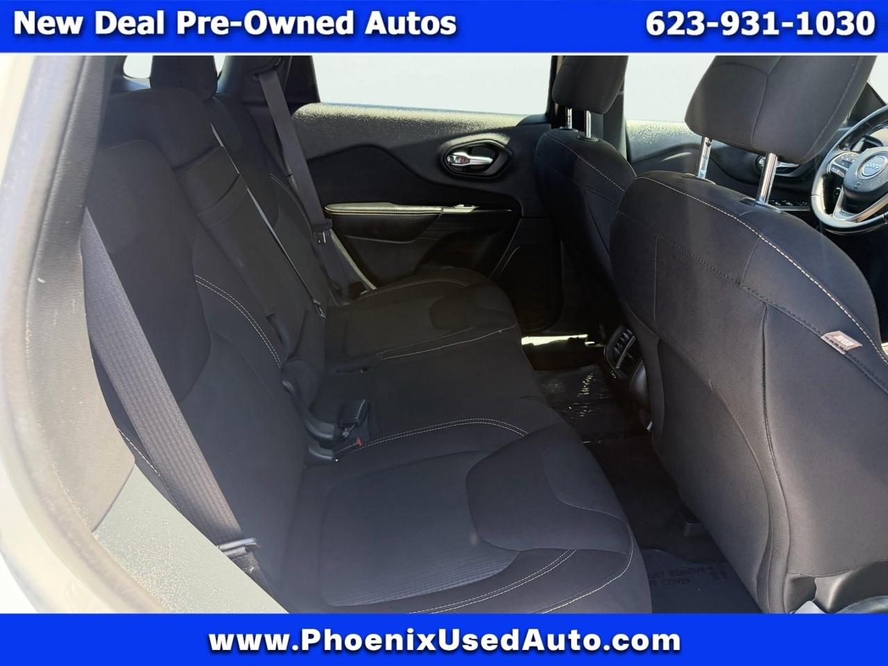 Jeep Cherokee Latitude FWD 2016