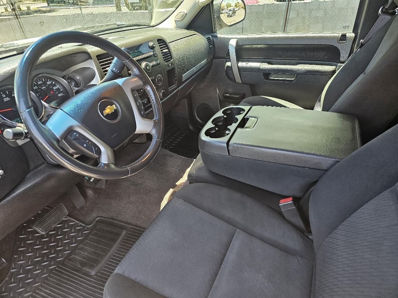 Chevrolet Silverado 1500 LT 4WD 2011