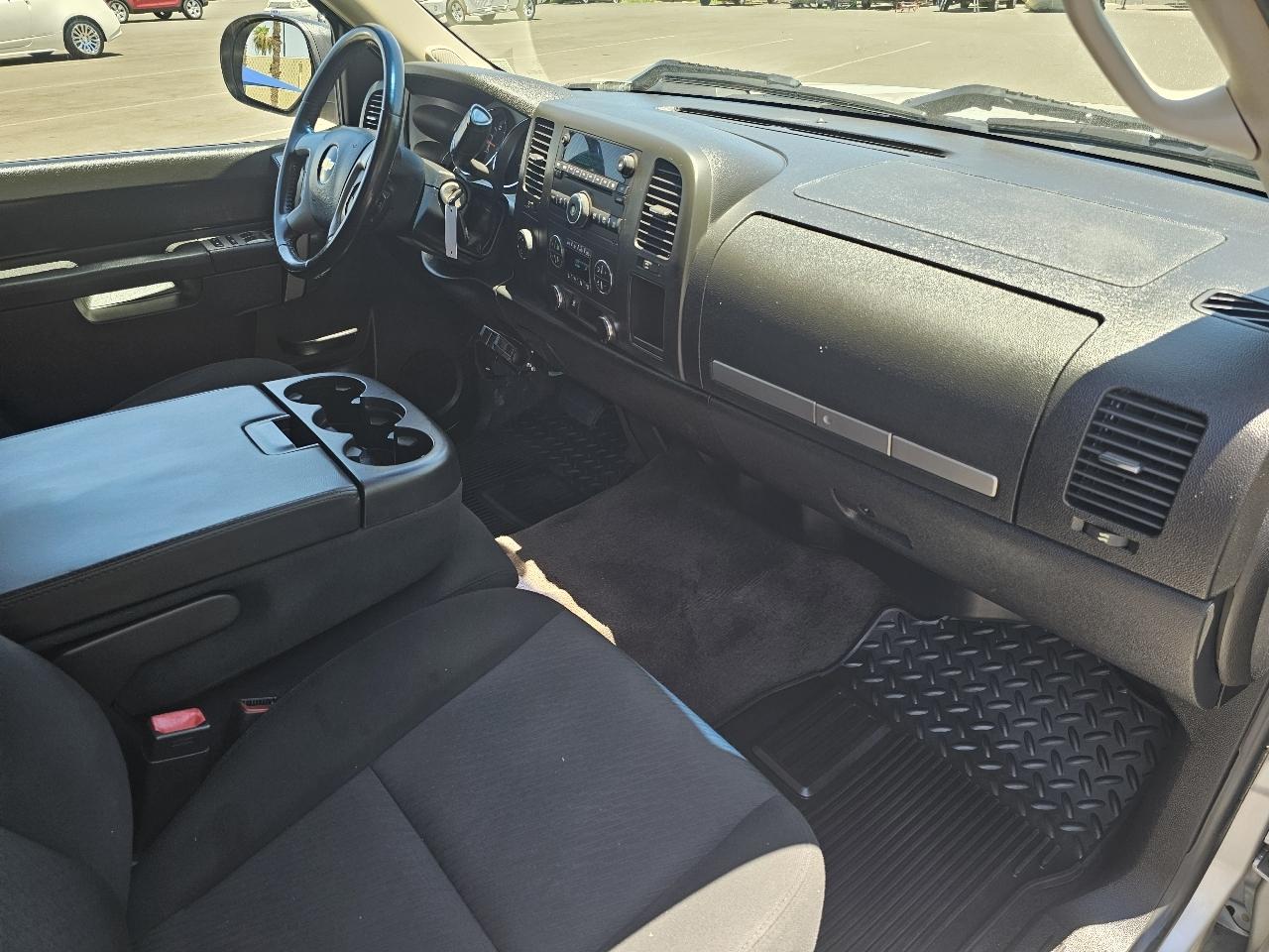 Chevrolet Silverado 1500 LT 4WD 2011