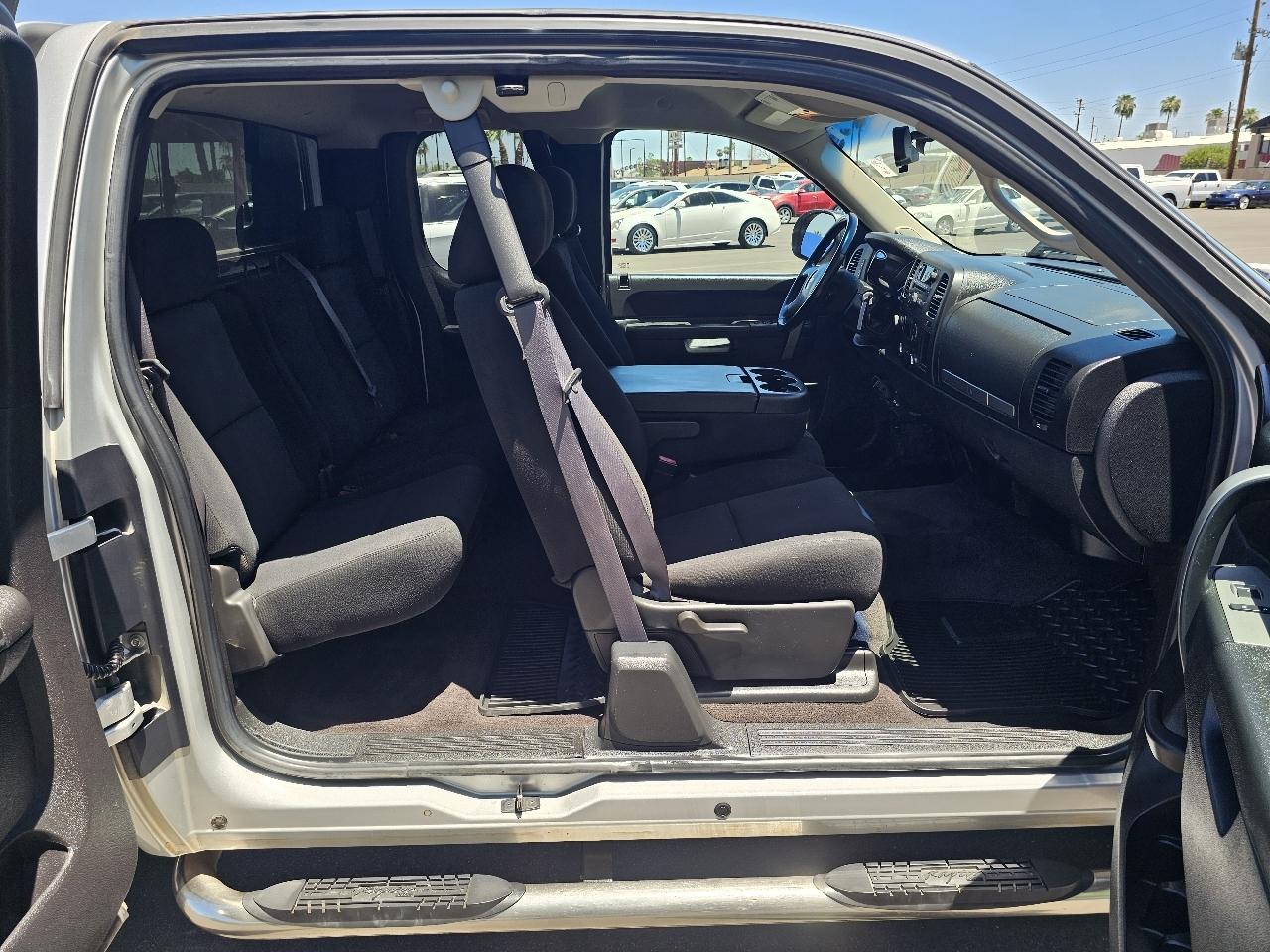 Chevrolet Silverado 1500 LT 4WD 2011
