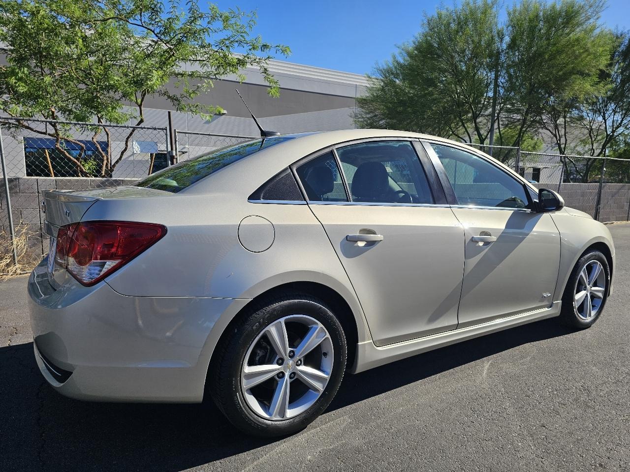 Chevrolet Cruze 2LT Auto 2013