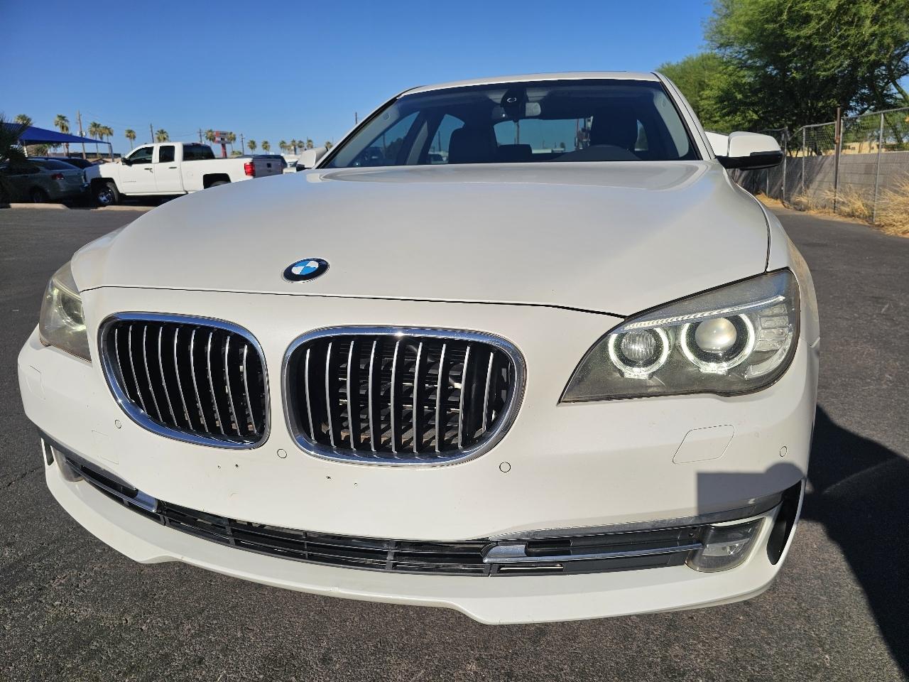 BMW 7-Series 740iL 2015