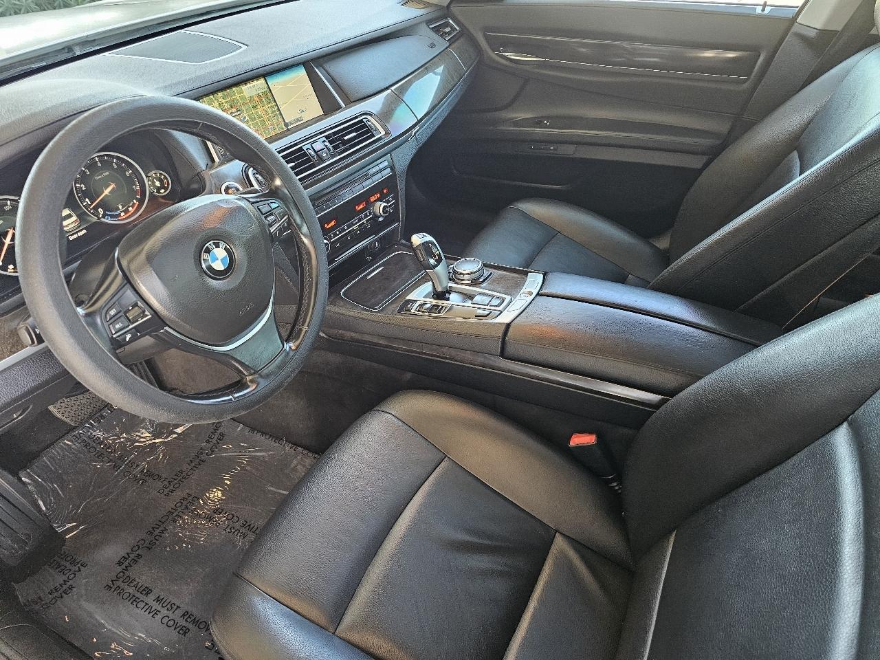 BMW 7-Series 740iL 2015