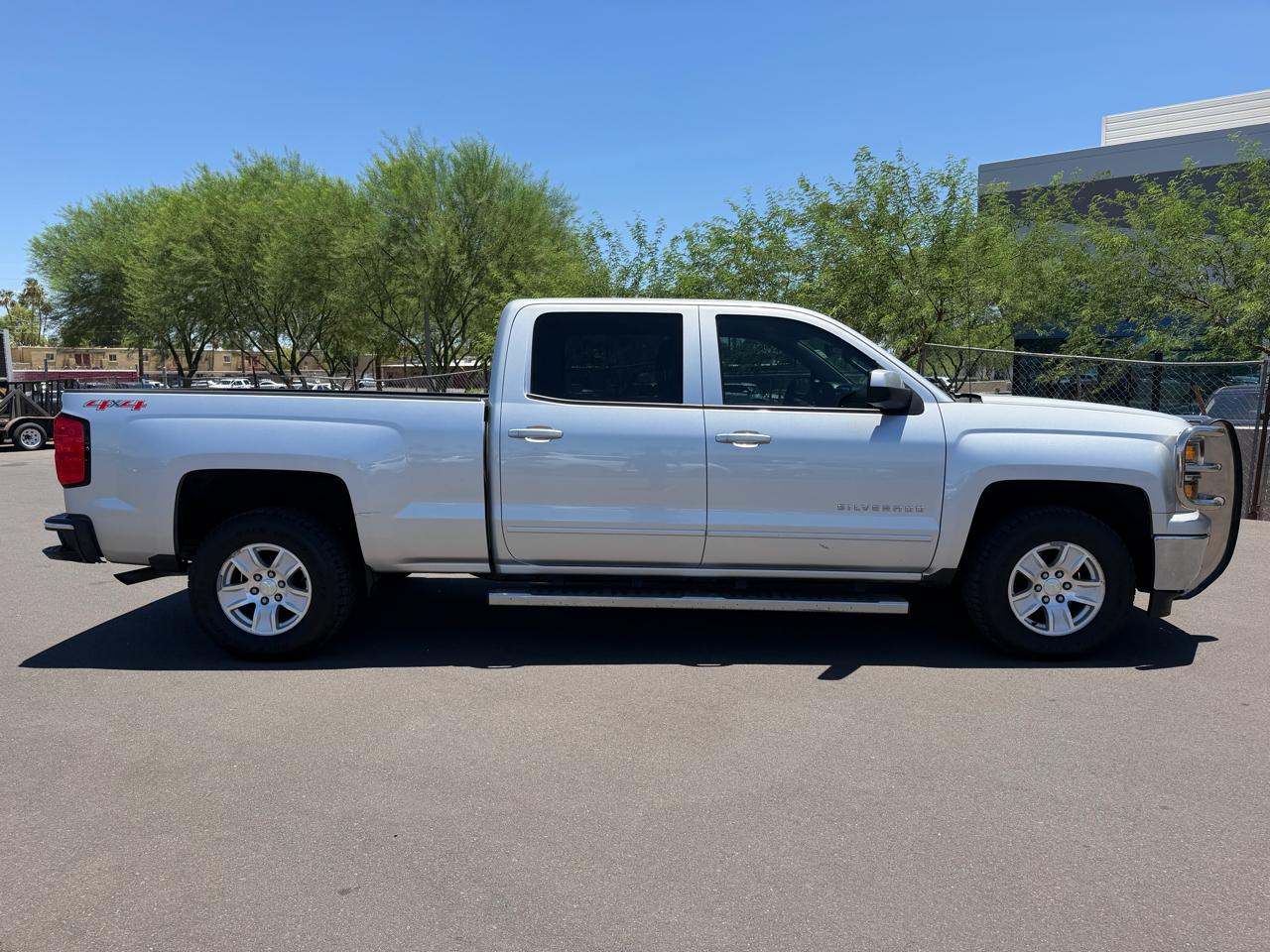 Chevrolet Silverado 1500 4WD Crew Cab 153.0" LT w/1LT 2015