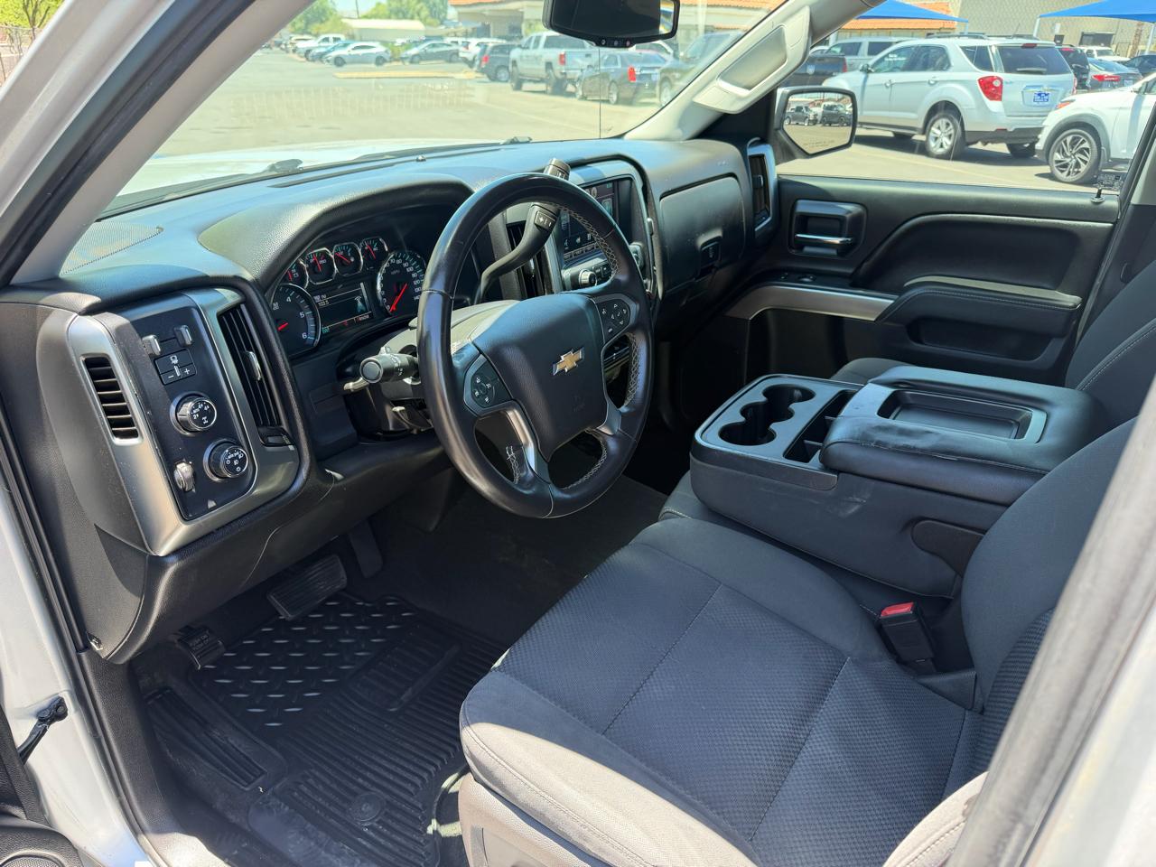 Chevrolet Silverado 1500 4WD Crew Cab 153.0" LT w/1LT 2015