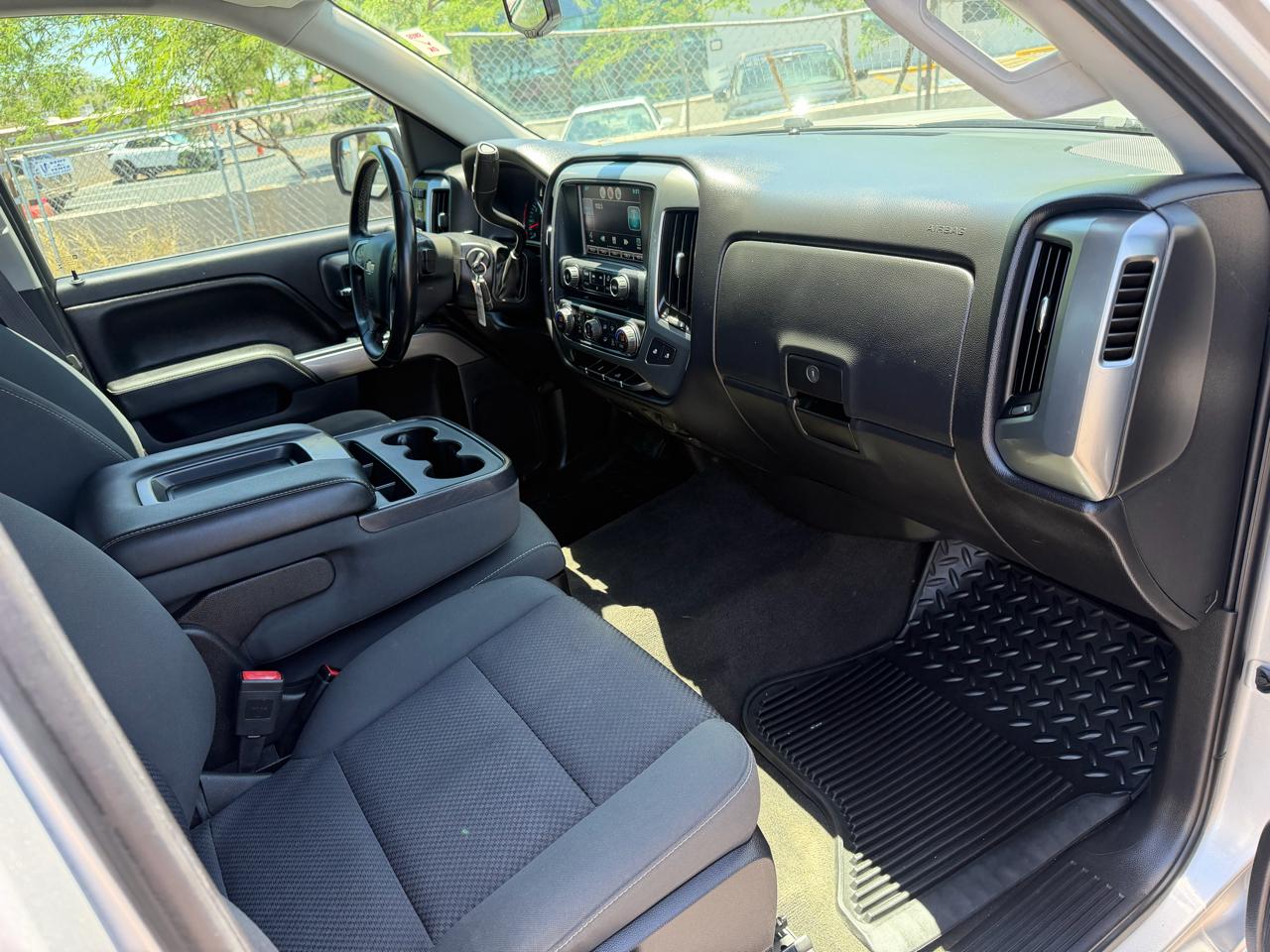 Chevrolet Silverado 1500 4WD Crew Cab 153.0" LT w/1LT 2015