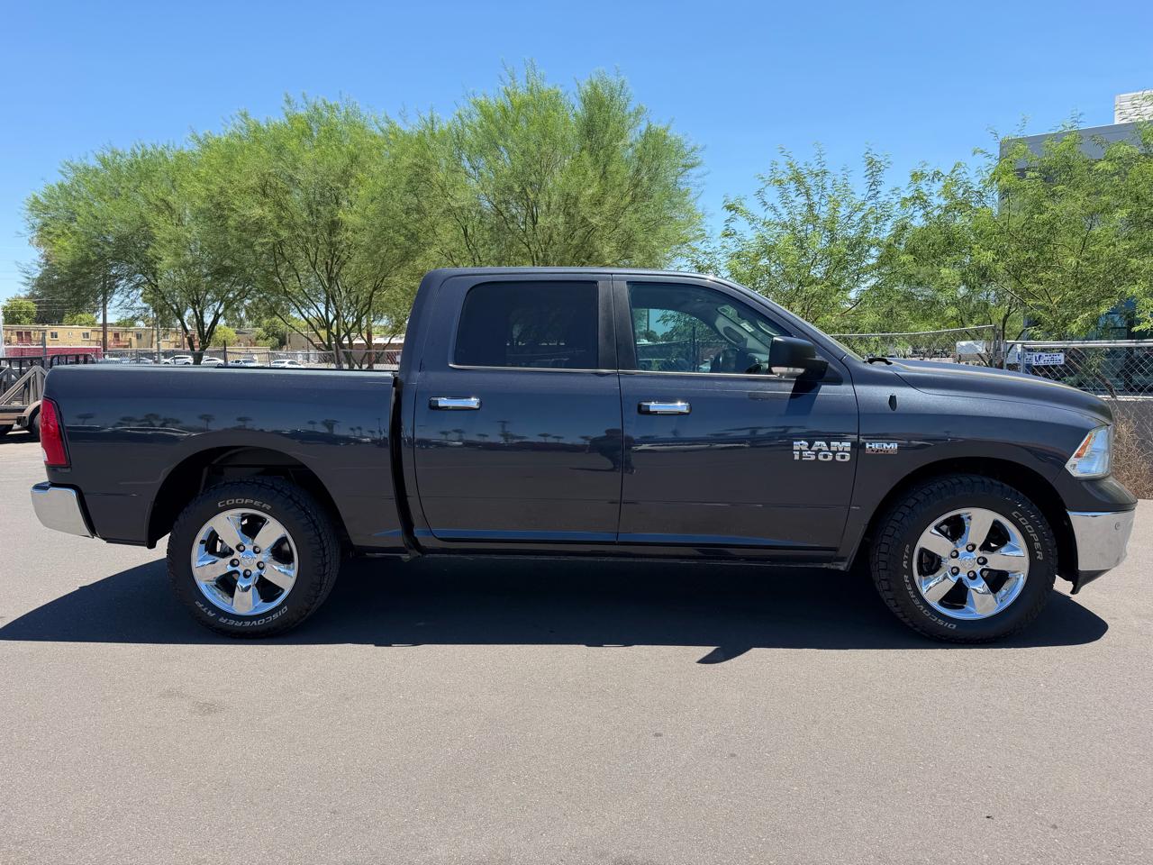 RAM 1500 2WD Crew Cab 140.5" Big Horn 2017