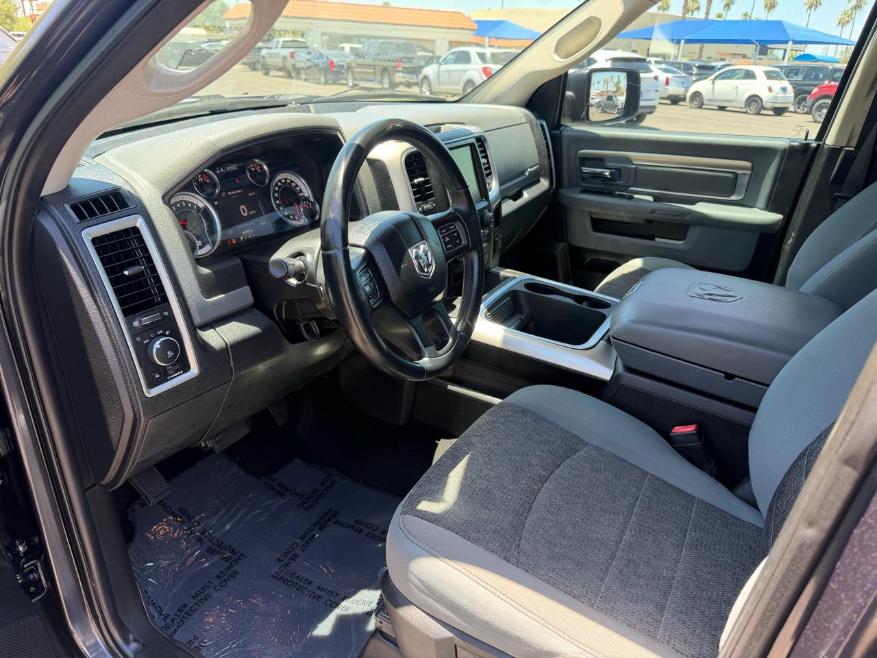 RAM 1500 2WD Crew Cab 140.5" Big Horn 2017