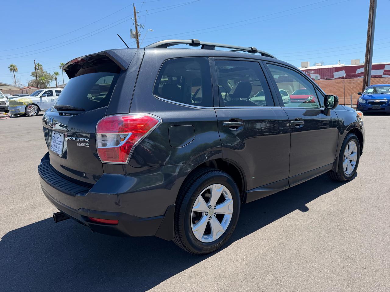 Subaru Forester 2.5i Limited 2014