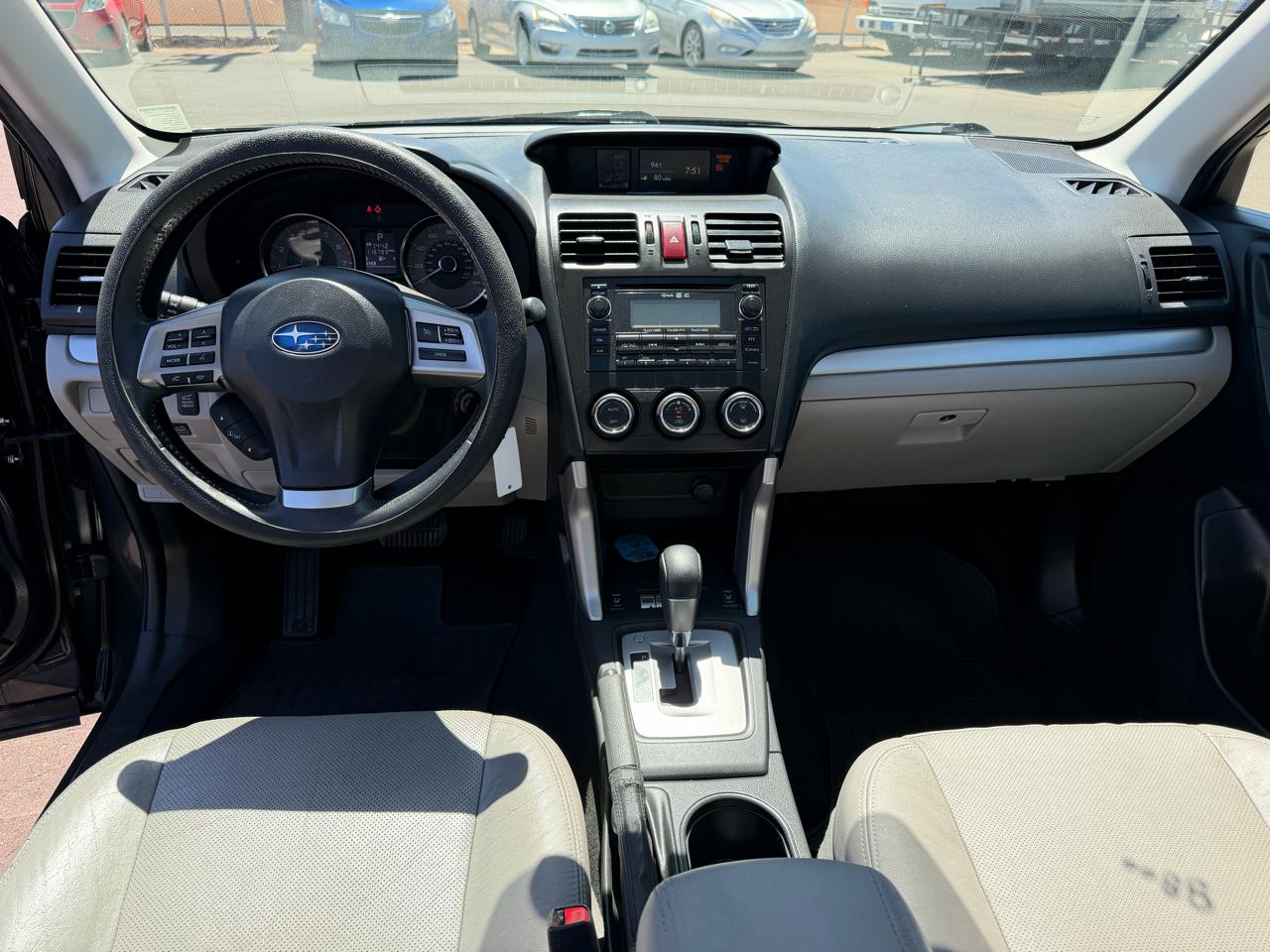 Subaru Forester 2.5i Limited 2014