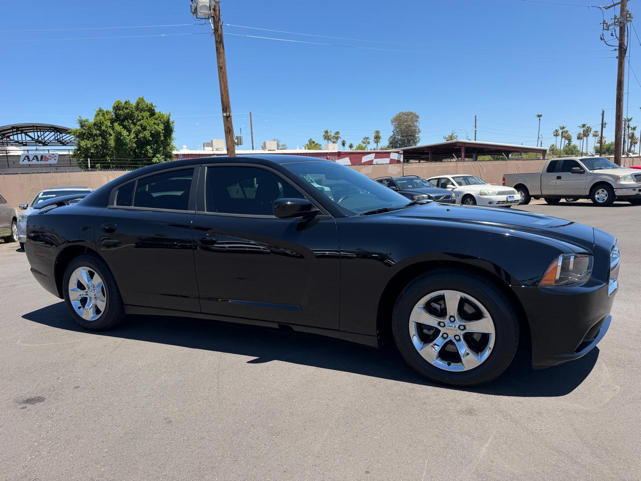 Dodge Charger SE 2014