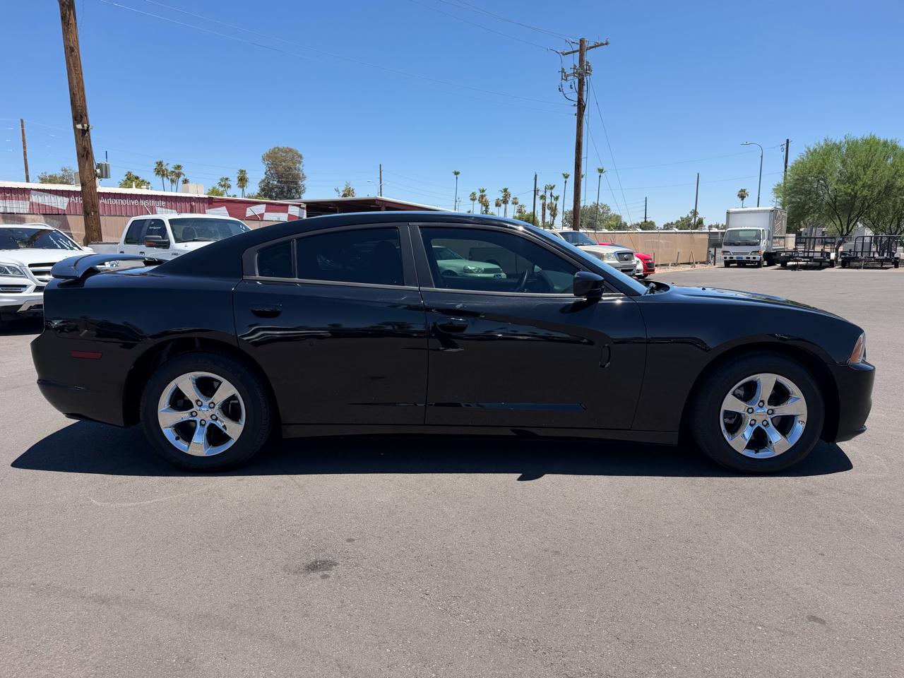 Dodge Charger SE 2014