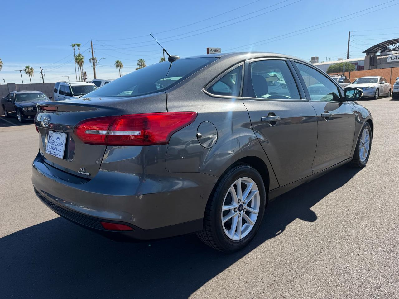 Ford Focus SE Sedan 2016