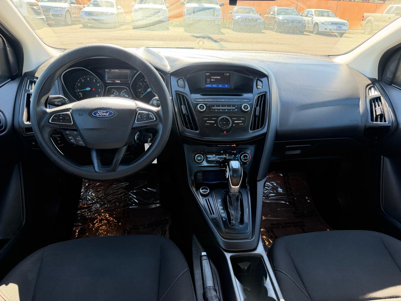 Ford Focus SE Sedan 2016