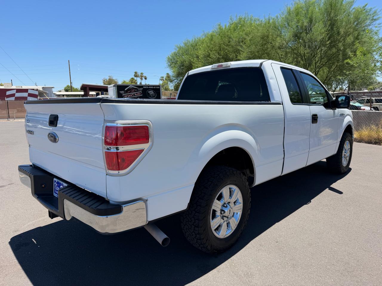 Ford F-150 2WD Supercab 133" XLT 2014