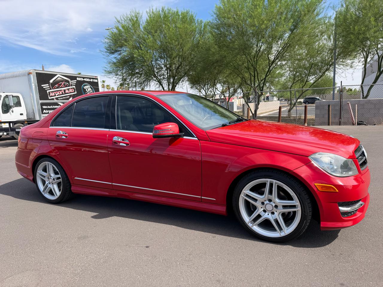Mercedes-Benz C-Class C250 Luxury Sedan 2014