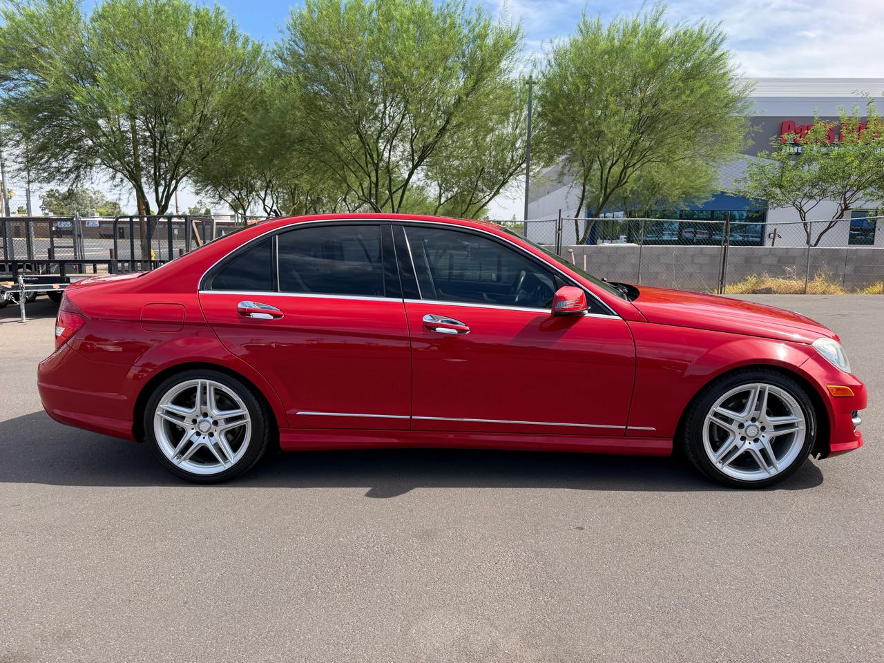 Mercedes-Benz C-Class C250 Luxury Sedan 2014