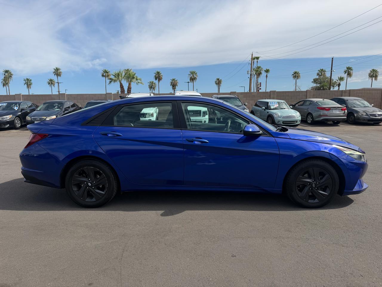 Hyundai Elantra SEL 2021