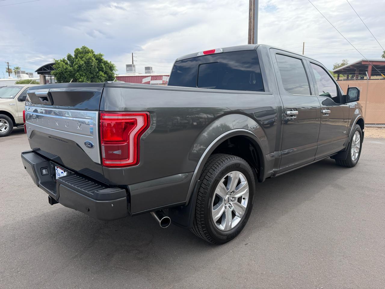 Ford F-150 2WD SuperCrew 145" Platinum 2016