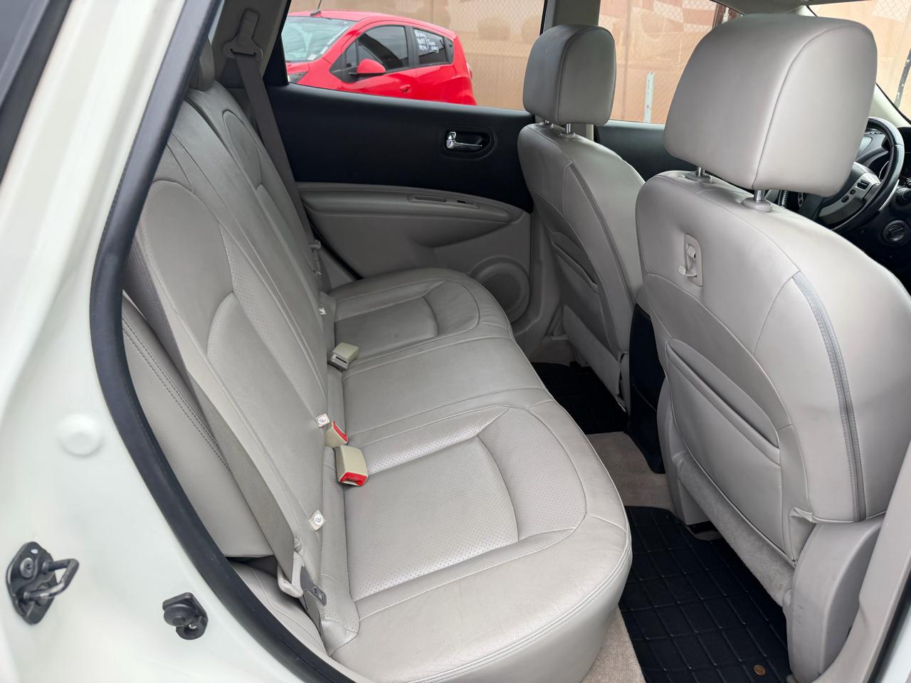 Nissan Rogue S AWD 2009