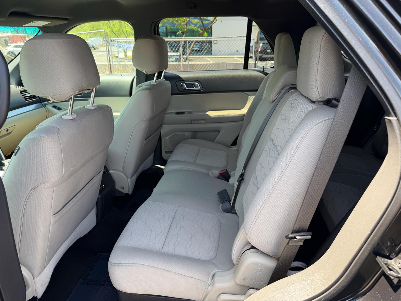 Ford Explorer Base 4WD 2013