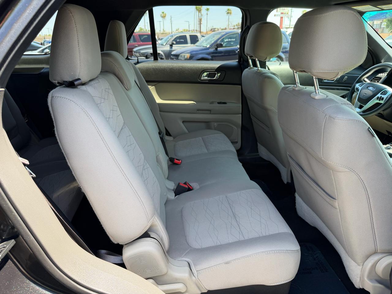 Ford Explorer Base 4WD 2013