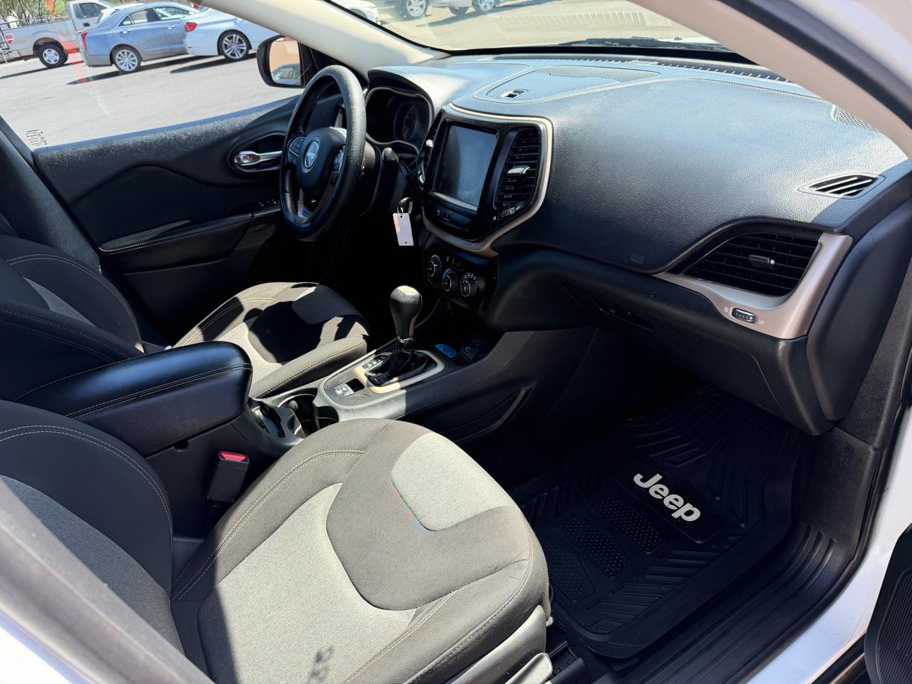 Jeep Cherokee Sport FWD 2016