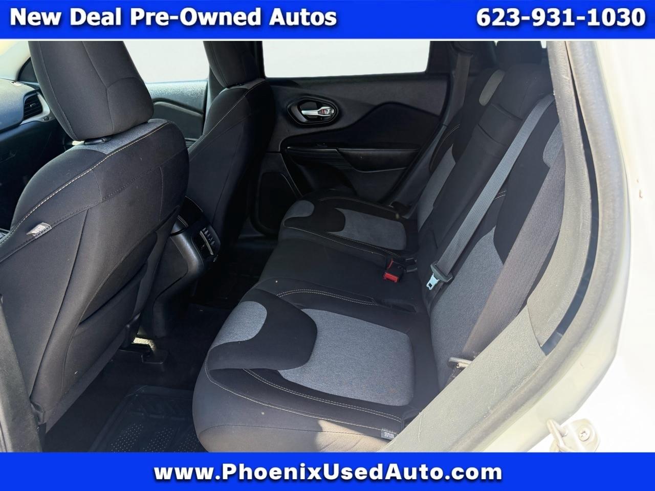 Jeep Cherokee Sport FWD 2016