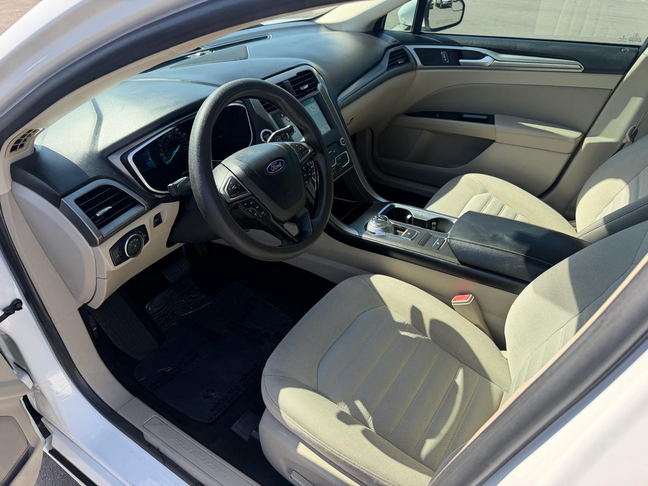 Ford Fusion SE 2017