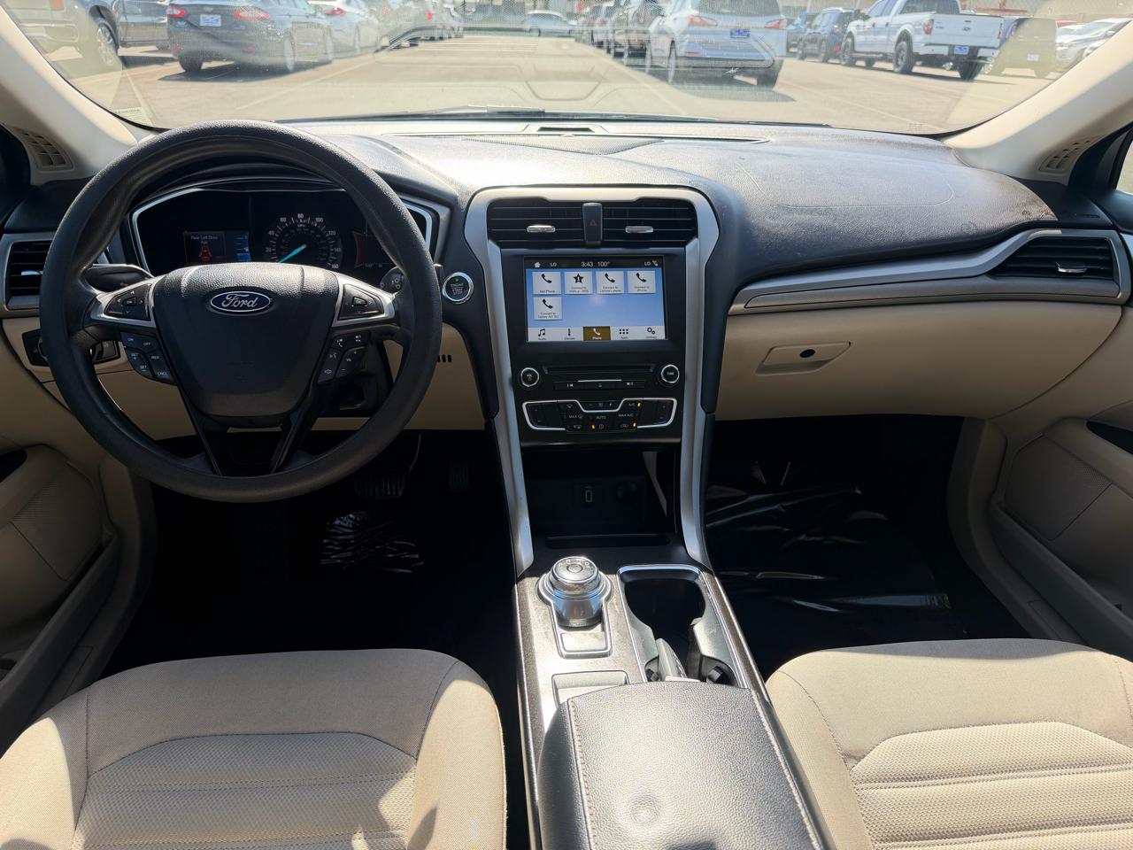 Ford Fusion SE 2017