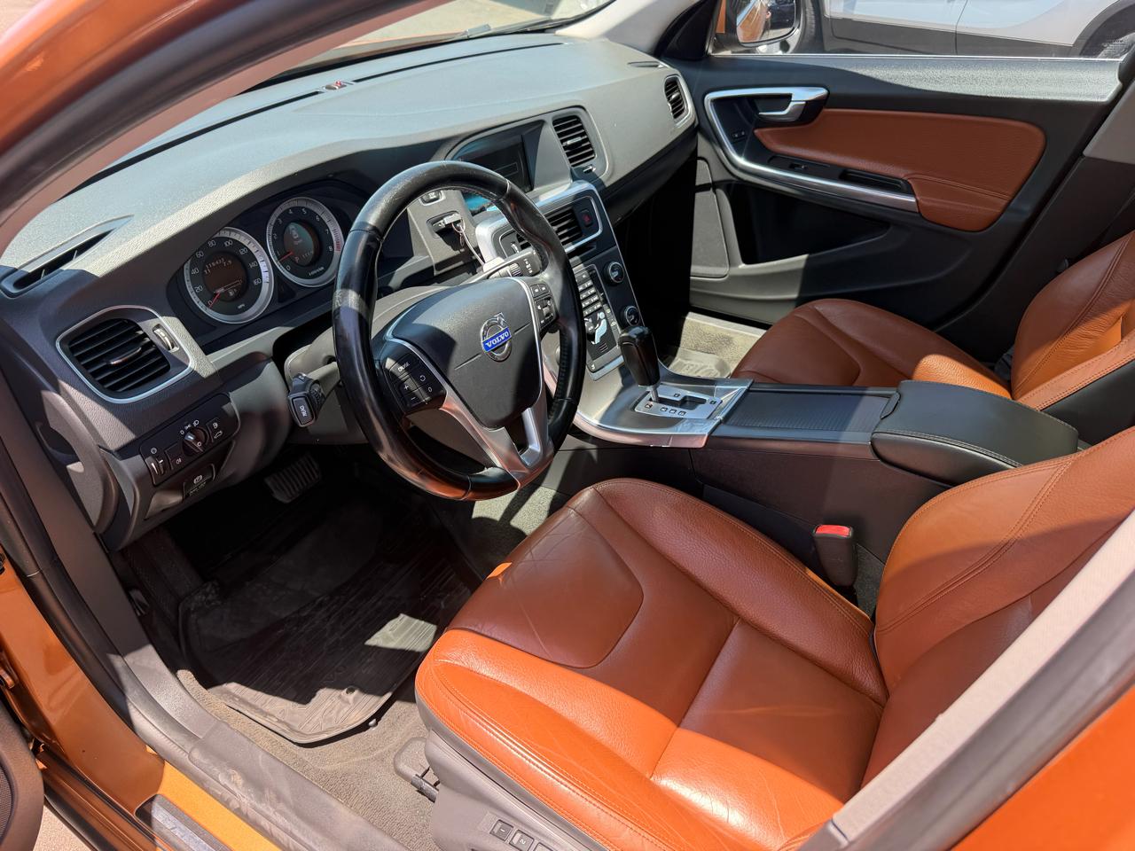 Volvo S60 T5 2012