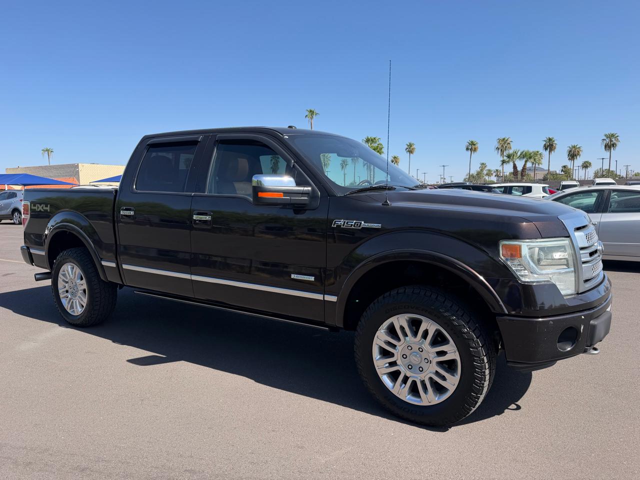 2013 Ford F-150 4WD SuperCrew 145" Platinum