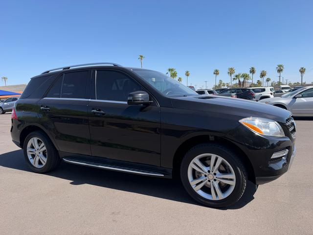 Black 2015 Mercedes-Benz M-Class SUV / Crossover Rear-Wheel Drive Automatic