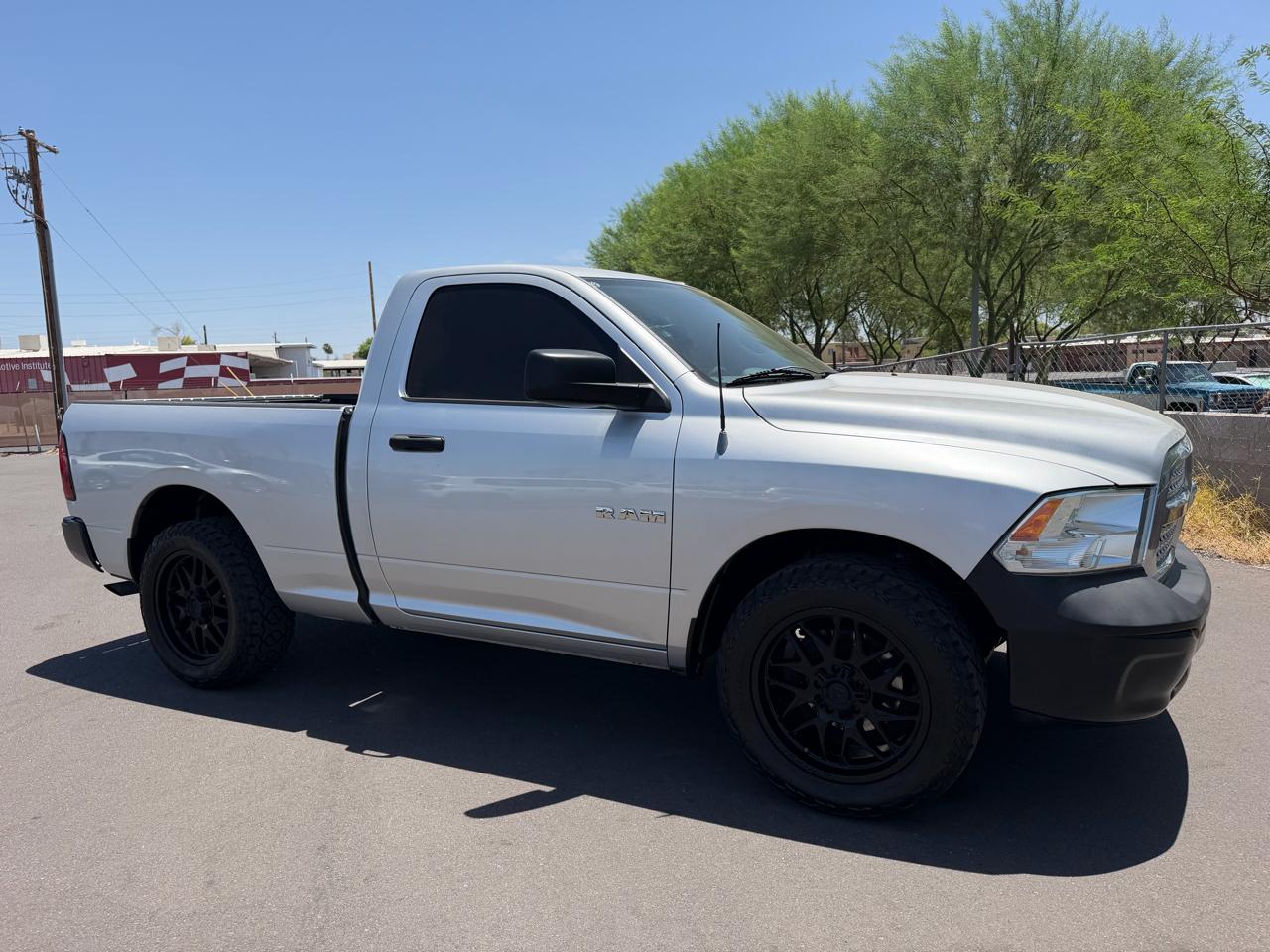 RAM 1500 2WD Reg Cab 120.5" Tradesman 2013