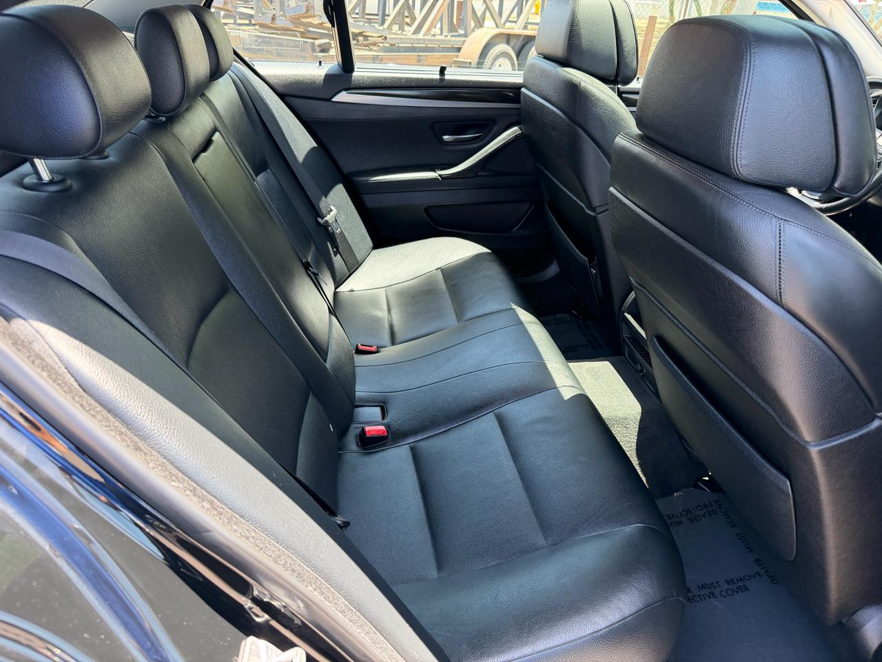 BMW 5-Series 535i 2011