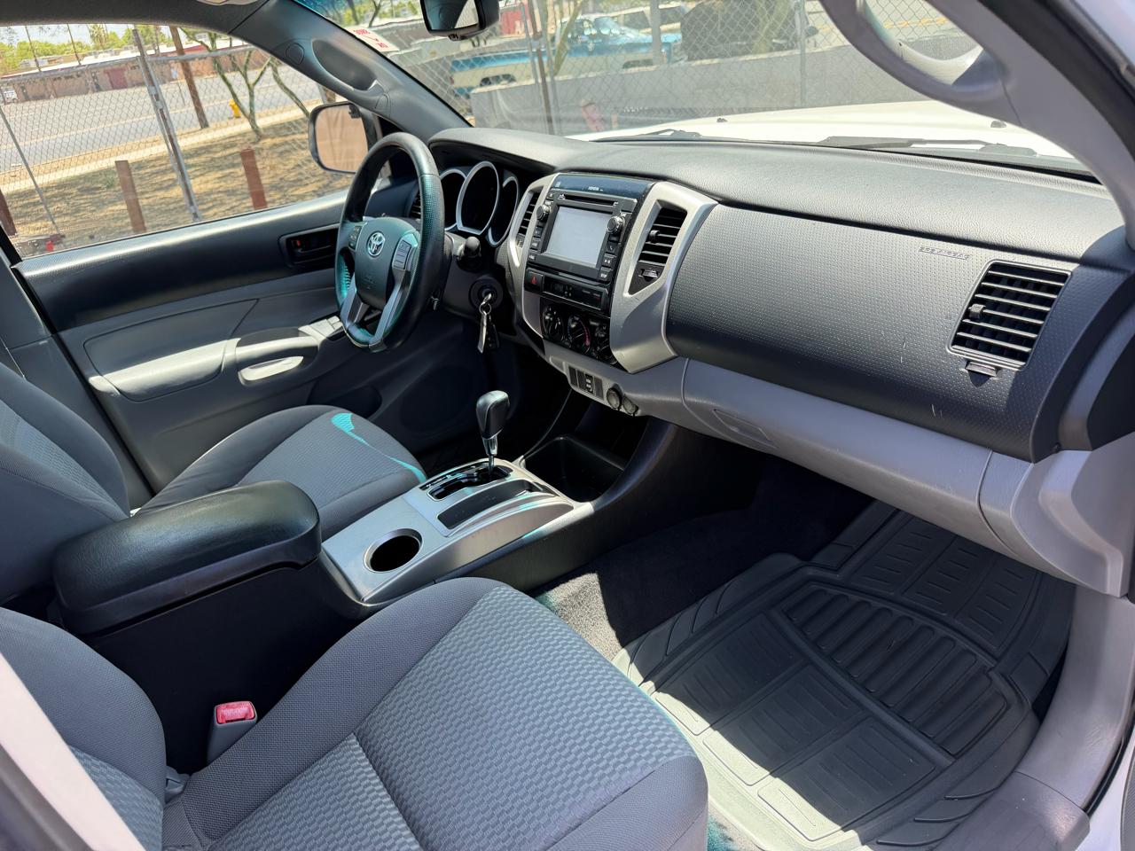 Toyota Tacoma PreRunner Double Cab V6 Auto 2WD 2013